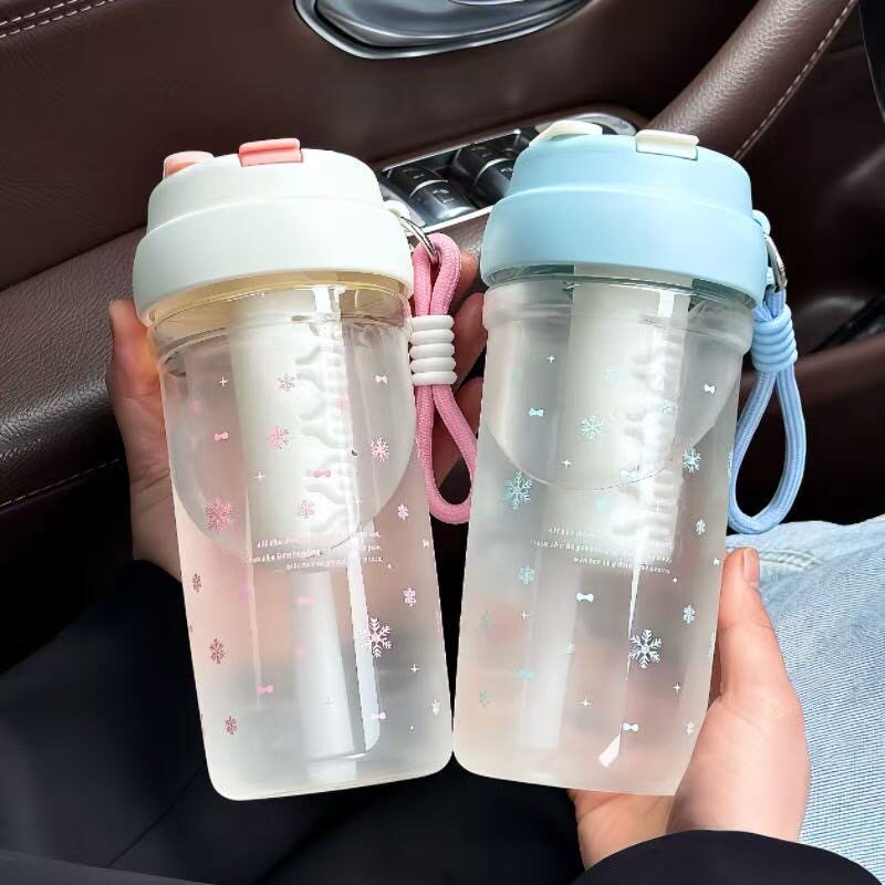 吸管水杯女生高颜值2026新款夏季大容量塑料杯子学生便携运动水壶