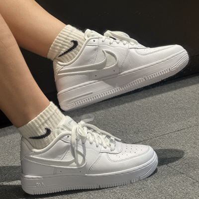 Nike Air Force 1 DANCE 柔软舒适低帮 板鞋 女款 白色FJ7409-100