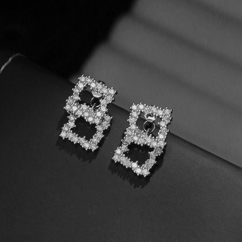 甜美气质方块耳钉女小众设计师耳环高级感个性百搭几何前后款耳饰