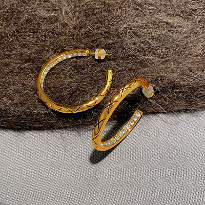 小香风菱格纹大圈圈耳环女欧美复古锆石轻奢小众设计气质耳钉耳饰