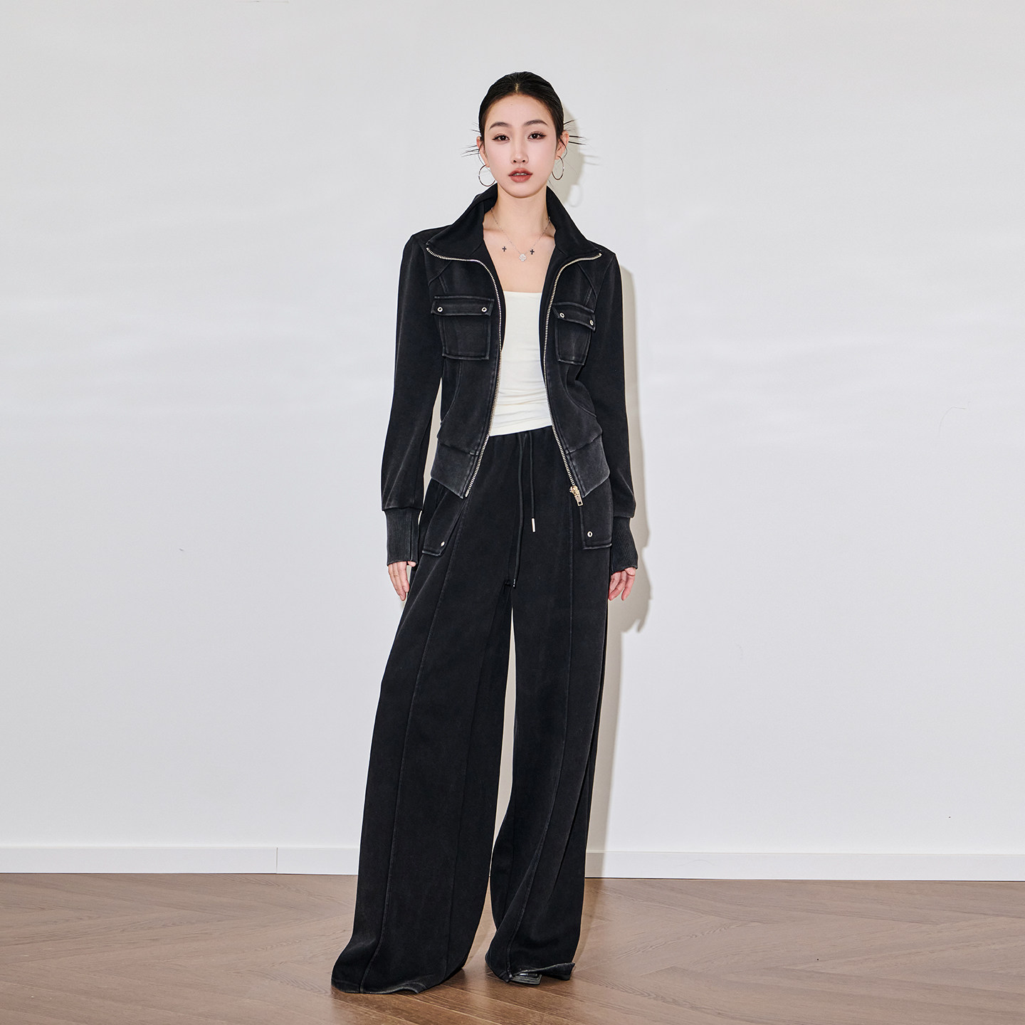 轻熟简约风设计牛仔夹克外套短款套装女春季休闲阔腿裤显瘦两件套,女装/女士精品,时尚套装,淘宝优惠券,粉丝福利购,淘宝优惠卷