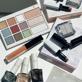 限定彩妆套装 现货新品 眼颊盘 25圣诞限定彩妆 ADDICTION