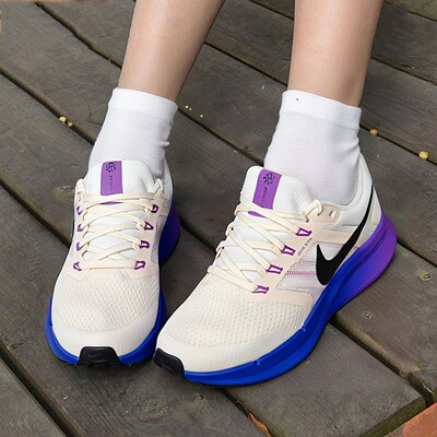 NIKE耐克女鞋RUN SWIFT 3透气轻便运动网面训练减震跑步鞋DR2698