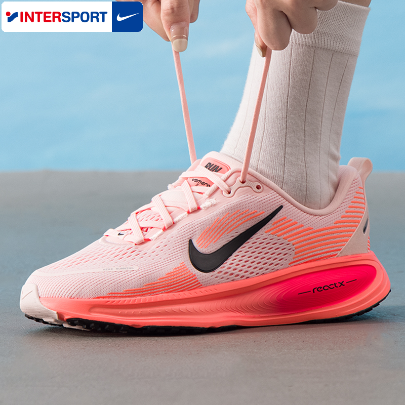 NIKE耐克跑鞋女鞋2025冬季新款VOMERO 18小迈柔大童运动鞋跑步鞋