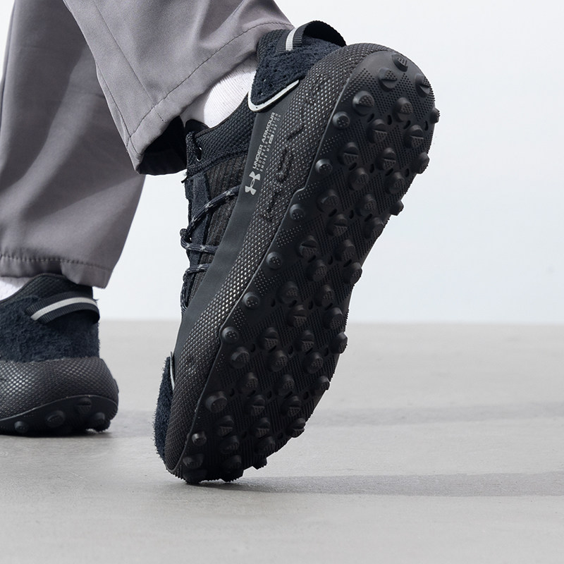 安德玛官网正品男鞋秋冬轻量缓震透气跑步训练鞋运动休闲鞋UA跑鞋