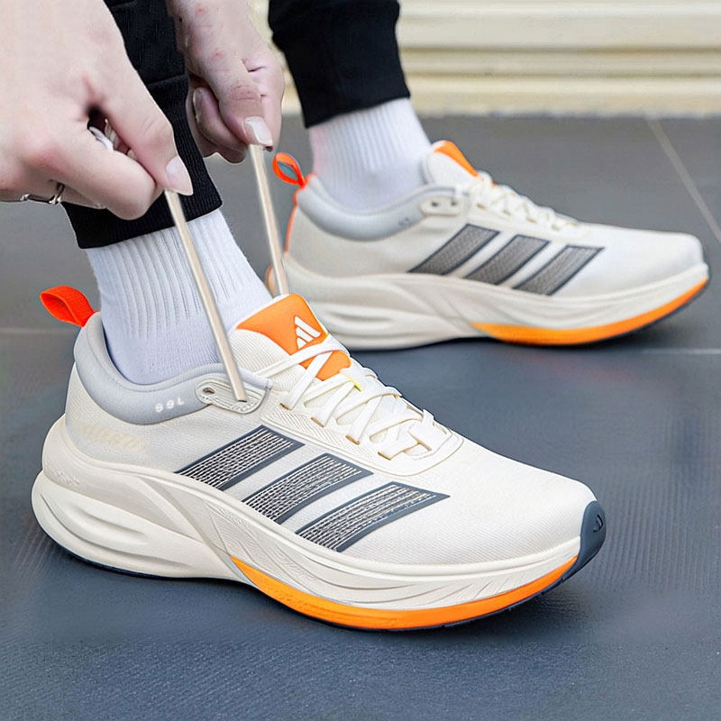 阿迪达斯男鞋官方正品跑步鞋春季新款运动鞋男士透气鞋子女休闲鞋