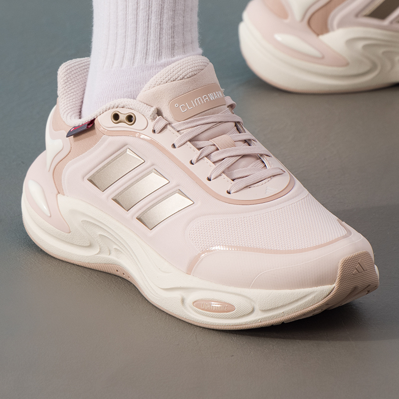 adidas阿迪达斯女鞋2025秋冬款CLIMAWARM暖风运动鞋跑步鞋JQ4092