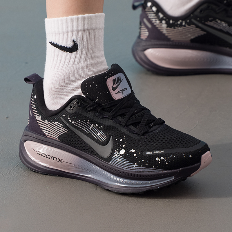 NIKE耐克女鞋2025冬季新款运动鞋Vomero 18网面透气跑步鞋HV1779