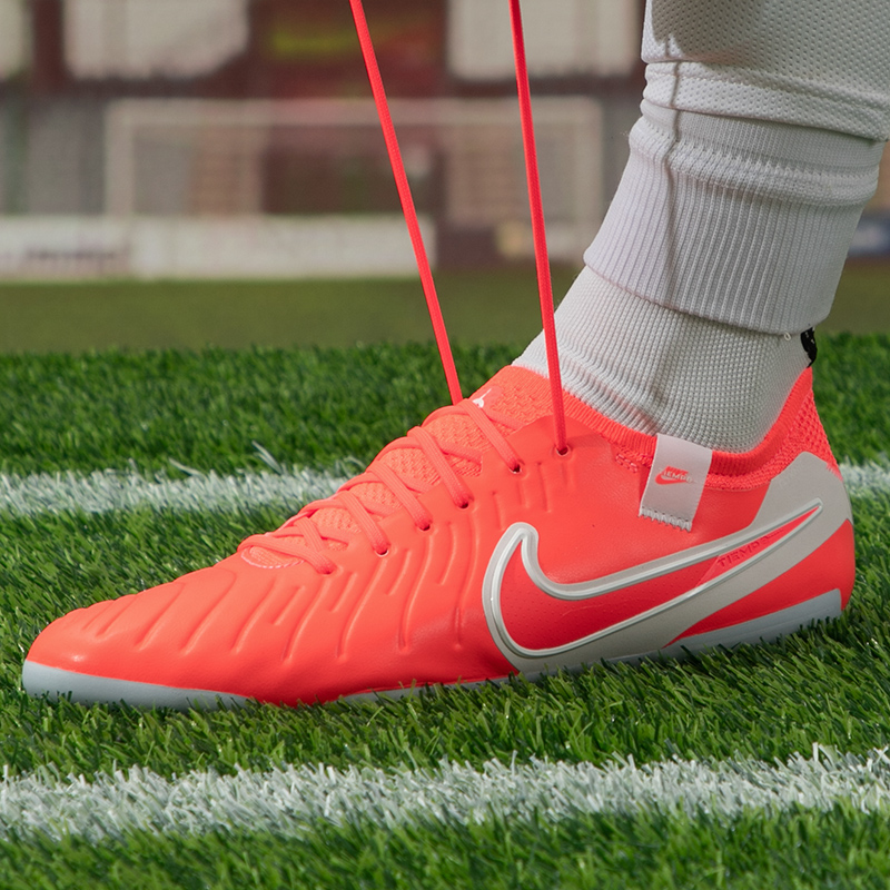 NIKE耐克男鞋2025冬季新款运动鞋户外运动鞋比赛人草AG钉鞋足球鞋