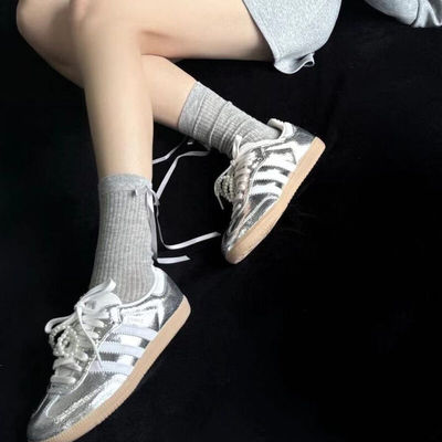 茵特丨阿迪达斯三叶草休闲鞋银色复古时尚德训T头板鞋女鞋JR0035