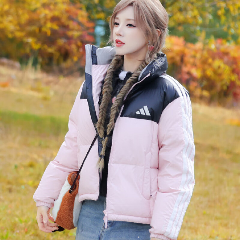 阿迪达斯宋雨琦同款羽绒服冬季新款粉色立领外套保暖短款运动服女