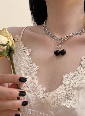黑色樱桃Choker暗黑系少女锁骨项链Y2K原宿可爱千禧学生情侣手链