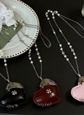 甜酷辣妹创意十字架克罗皮革爱心项链女长款挂脖珍珠拼接毛衣链潮