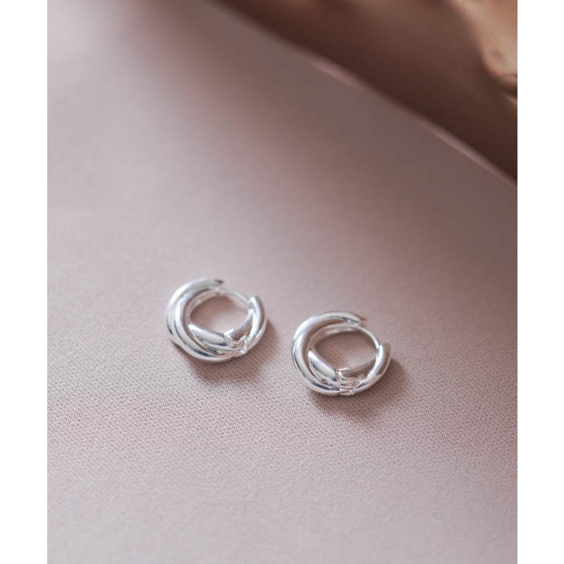 Tiaclasse 小巧精美气质设计感耳饰女日系轻奢onward