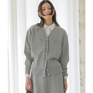 组曲时尚温柔优雅气质运动针织开衫女ONWARD