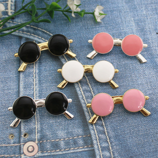 滴油合金眼镜别针韩版时尚复古黑色粉色墨镜形状领针胸针胸花配饰