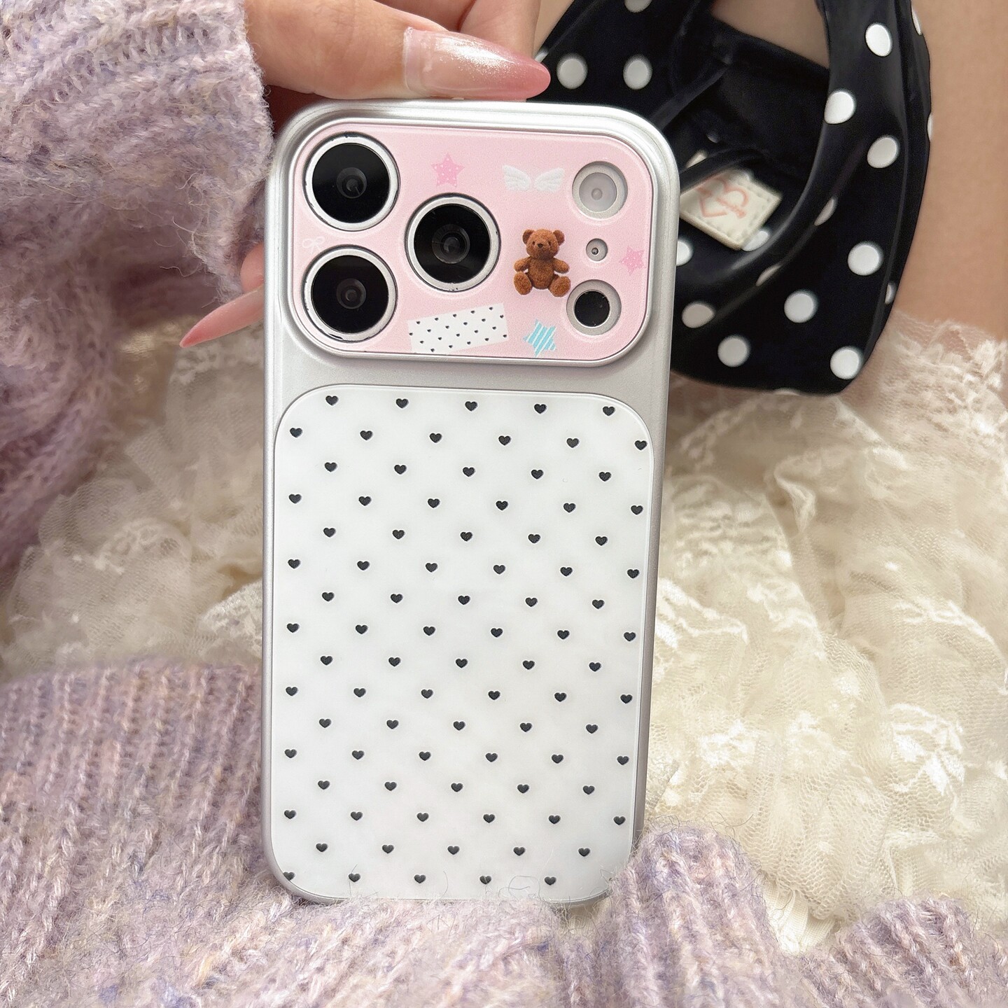 简约时尚白色ins风卡通波点爱心小熊图案适用苹果iPhone17promax手机壳防摔16pro/15/14保护套可爱少女心粉色