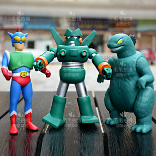 Q版蜡笔小新动感超人手办光屁屁怪兽模型儿童玩具摆件公仔礼物