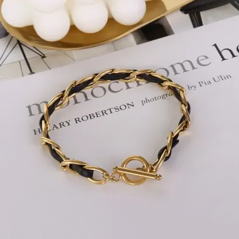 颈链女欧美设计首饰手链ins皮绳冷淡风项链套装简约钛钢小香风