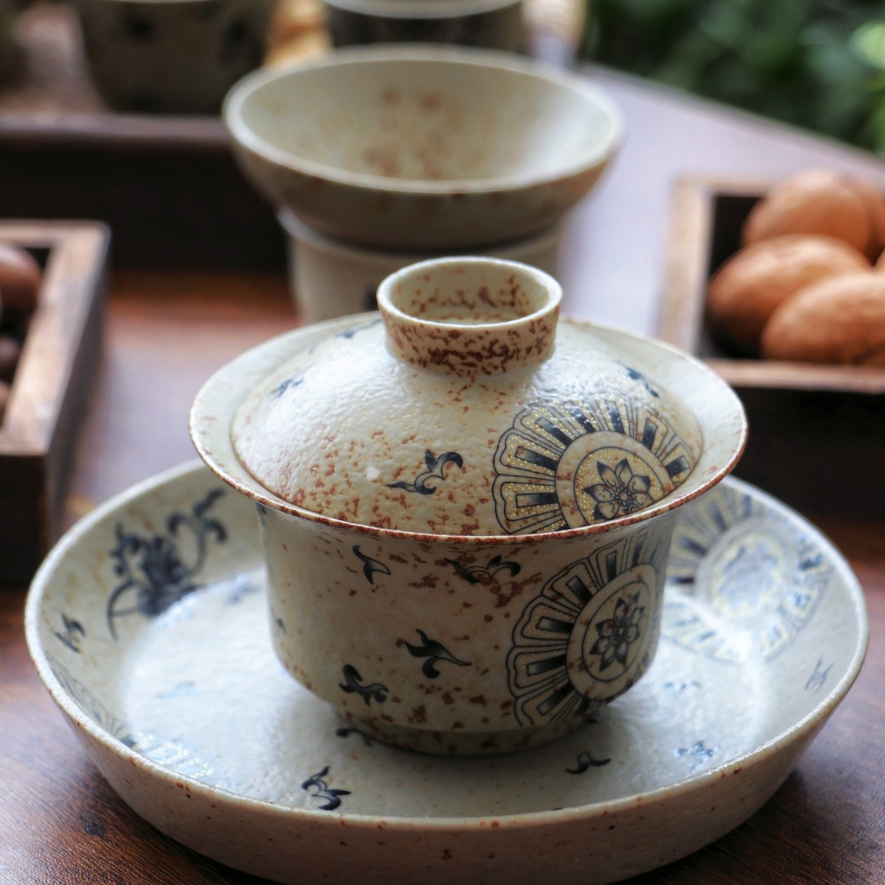 京隆堂青花手绘红茶具套装
