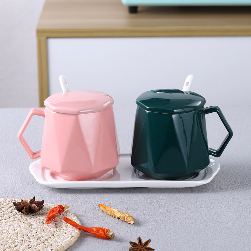 创意陶瓷带把调料罐家用厨房盐罐味精盒餐馆调味盒有盖油泼辣子盒