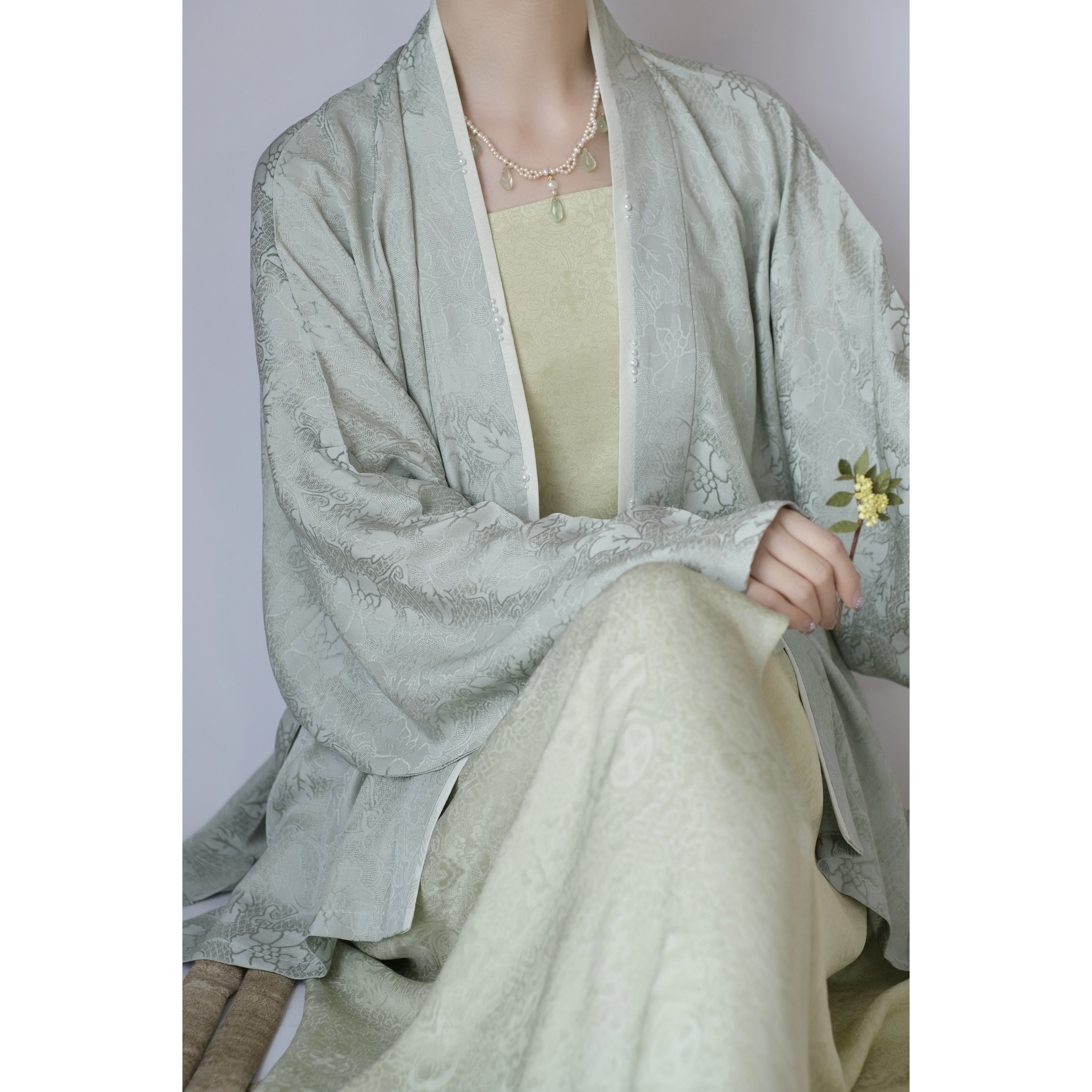 春染云织 ｜ 晓山青｜ 宋制汉服飞机袖 真丝四经绞罗青绿色定制款