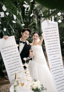 小红书流行仪式感婚纱摄影道具草坪婚礼拍照英文誓言布香槟塔酒瓶