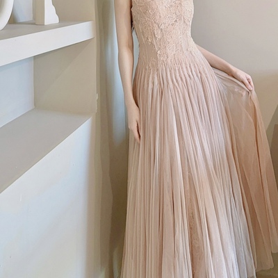 「人间富贵花」 绝美蕾丝90片超大裙摆仙女纱裙吊带连衣裙