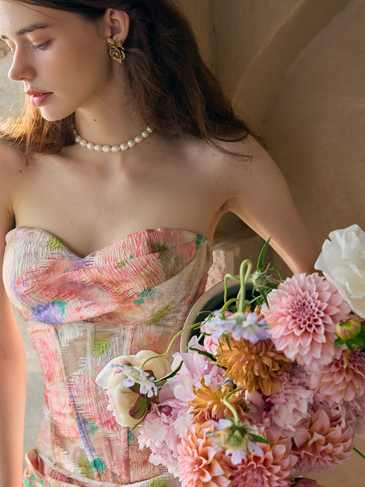 LACEMADE TITIAN 거울 프랑스어 달콤한 로맨틱 유화 스타일 레이스 생선 뼈 브래지어 스커트 정장 여름 여성