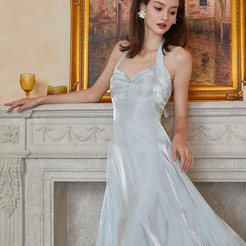 LaceMade 夏夜海滩 法式挂脖珠光缎面双层连衣裙夏季度假海边裙子