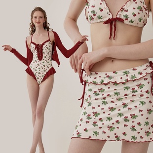 少女沙滩度假草莓印花连体比基尼泳衣套装 LaceMade 法式 气草莓 元