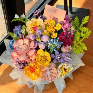 积木花束抱抱桶永生花玫瑰花朵手工拼装DIY送女生高颜值生日礼物