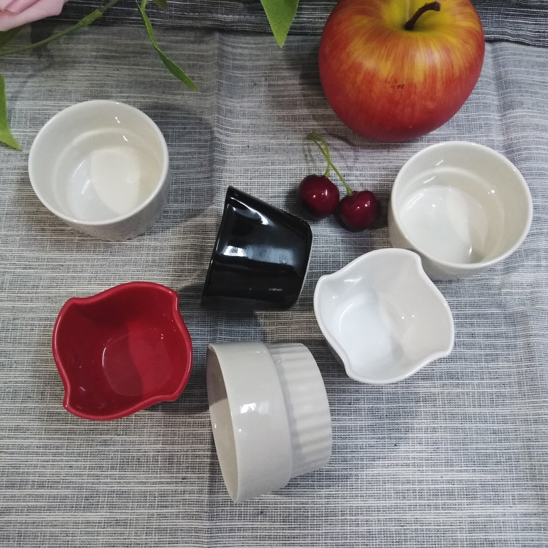 陶瓷烤碗烘焙蛋糕模具蒸蛋糕碗蛋糕杯酸奶杯布丁杯糖果色慕斯杯