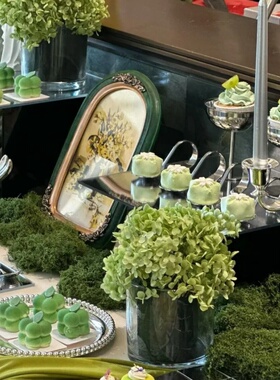 森系绿色甜品台摆台仿真植物苔藓草皮自然风不锈钢布丁杯装饰道具