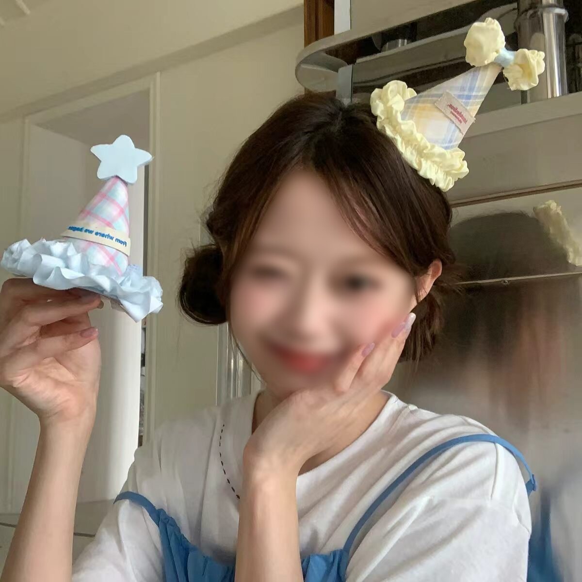 软萌毛球蕾丝花边锥形发饰可爱少女闺蜜生日派对聚会专用小尖帽