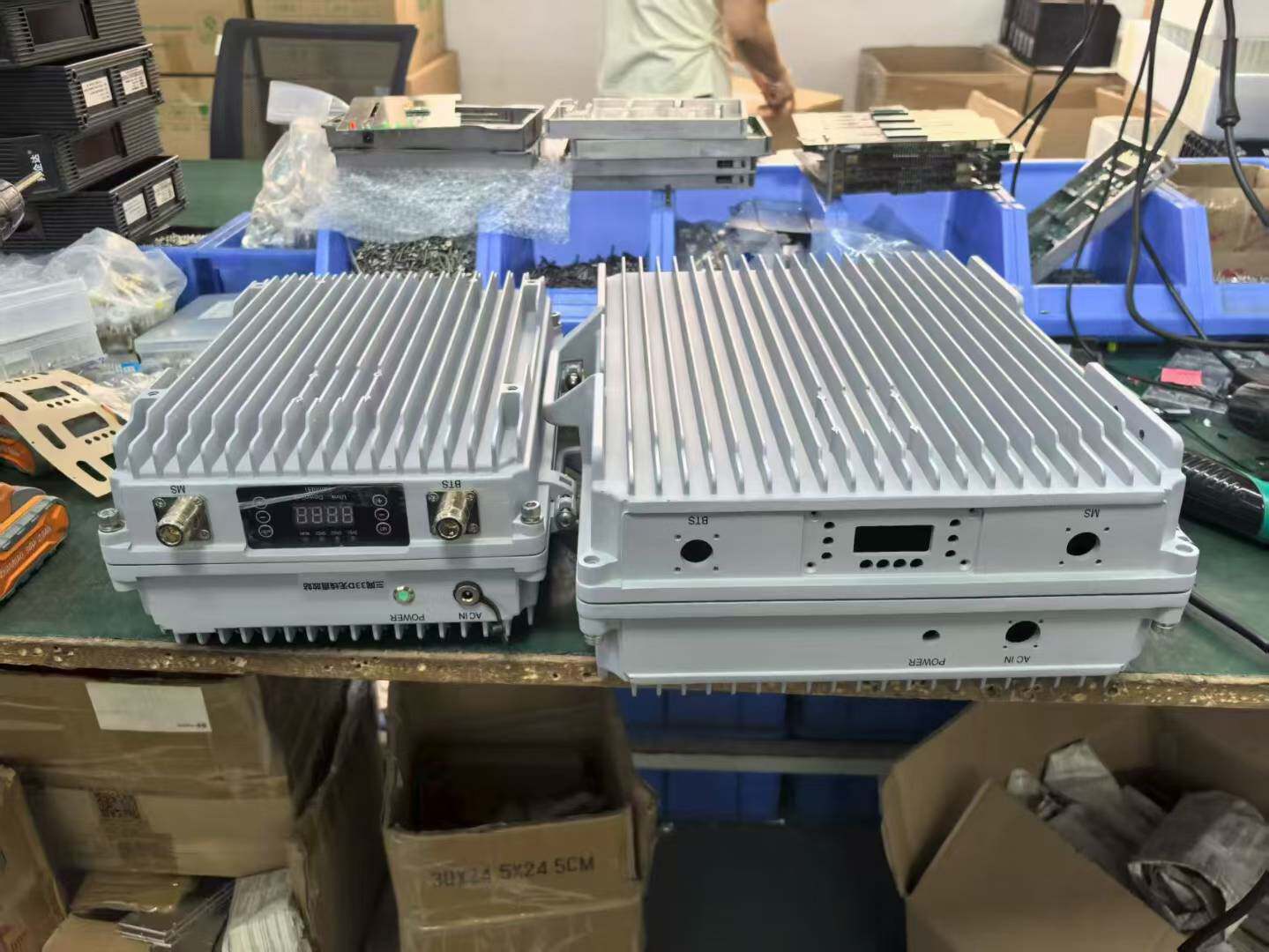 mesh组网无线网桥直放站手机信号增强器光纤直放站近端机远端机