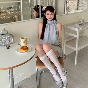 辣条纹挂妹连衣裙脖女夏季2502新款无袖清纯系法式C3L52164设计感