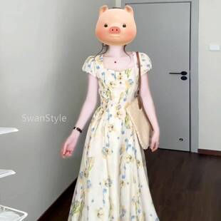 法式碎花连新衣裙子女装夏季20年26款今流行爆度款海边假C4L52836