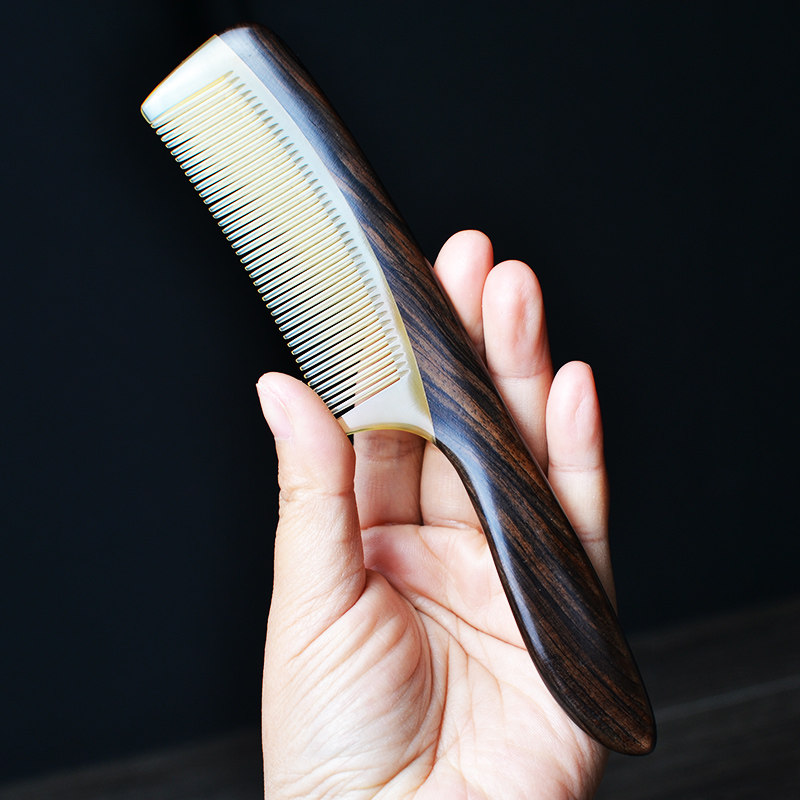 남성용  뿔 빗 여성용 검은 백단향 빗 어린이와  용 인그레이빙 마사지 빗입니다