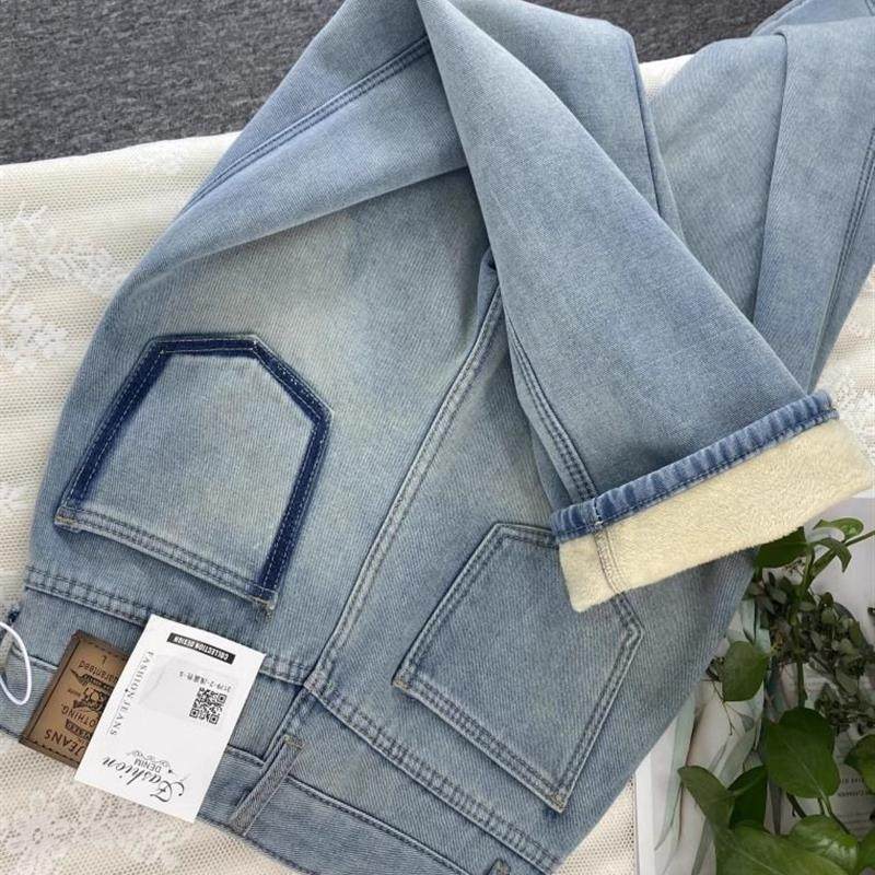 秋冬新款加绒保暖直筒牛仔裤女浅蓝色高腰宽松显瘦垂感窄版阔腿裤