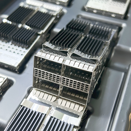 原装 2040588002 QSFP-DD 2*2端口  76P 400G光纤接口模块 连接器