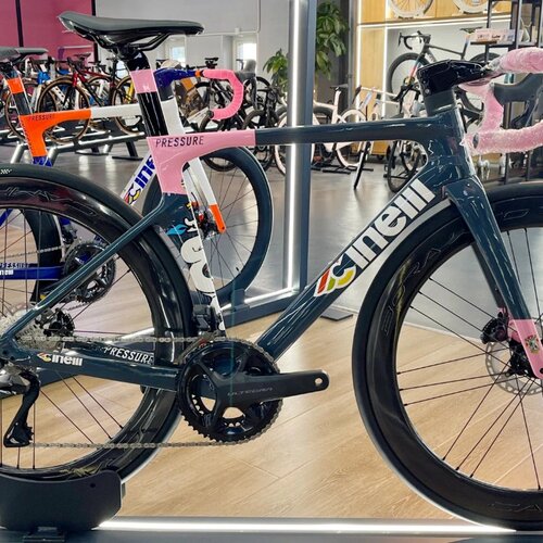 意大利Cinelli PRESSURE气动​CP WTO碳纤维轮组​8170电子变速