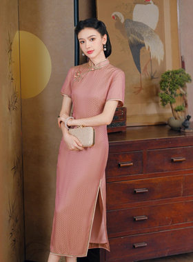 唐之恋感桑蚕丝粉色旗袍真丝敬酒服年轻款连衣裙女改良2026夏㡲晶
