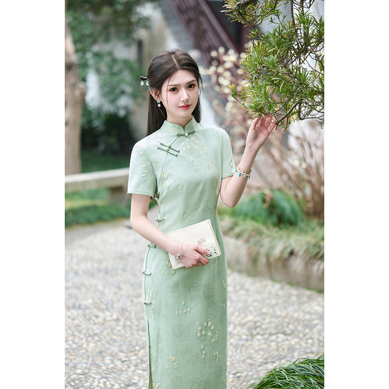 改良旗袍新款2026新款新中式绿色连衣裙日常年轻款少女夏季小个子