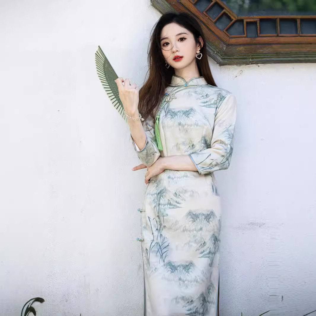 复古风绿色长袖旗袍2026年春季新款清新素雅改良新中式女日常可穿