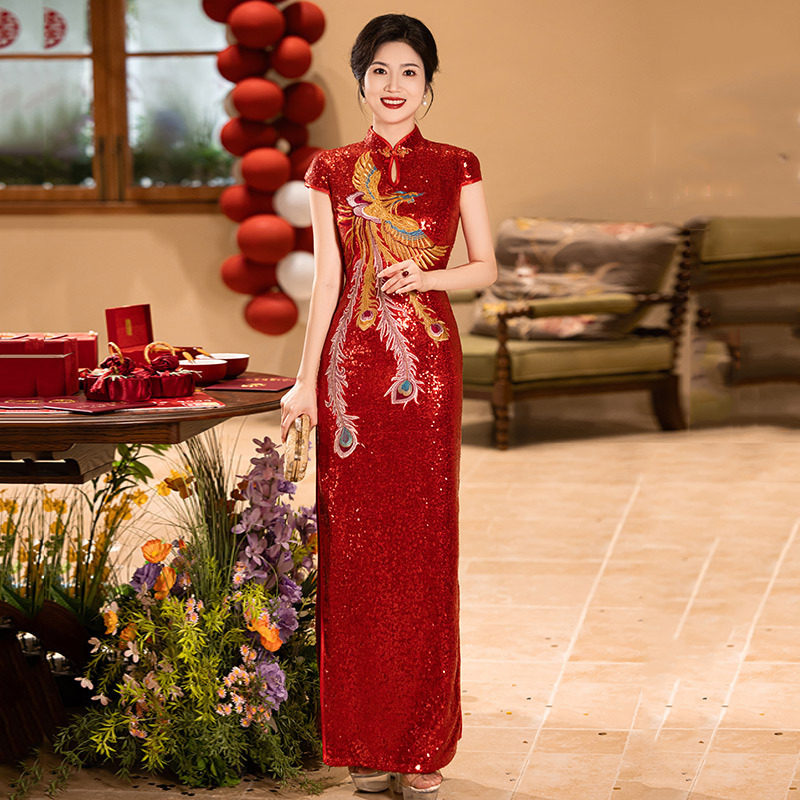 红色亮片凤凰加长款改良旗袍2026新款女礼仪舞台走秀款演出服