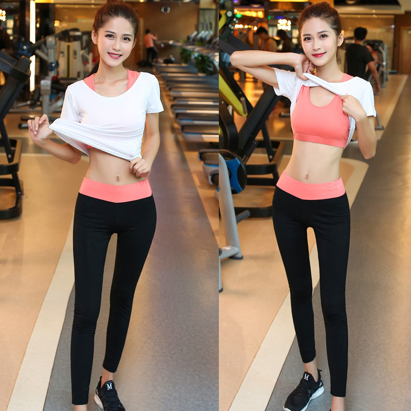 2025夏季短袖瑜伽服三件套新款背心健身服健身房瑜伽运动套装女士
