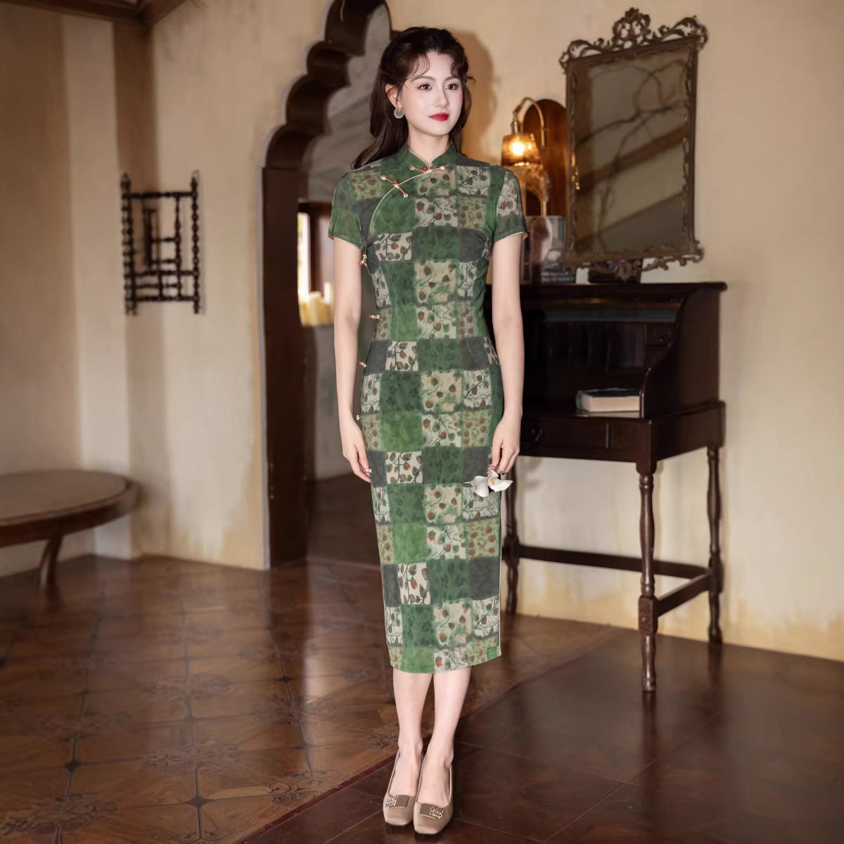 绿色新中式格子旗袍2026新款年轻款改良版短袖气质感连衣裙女礼服