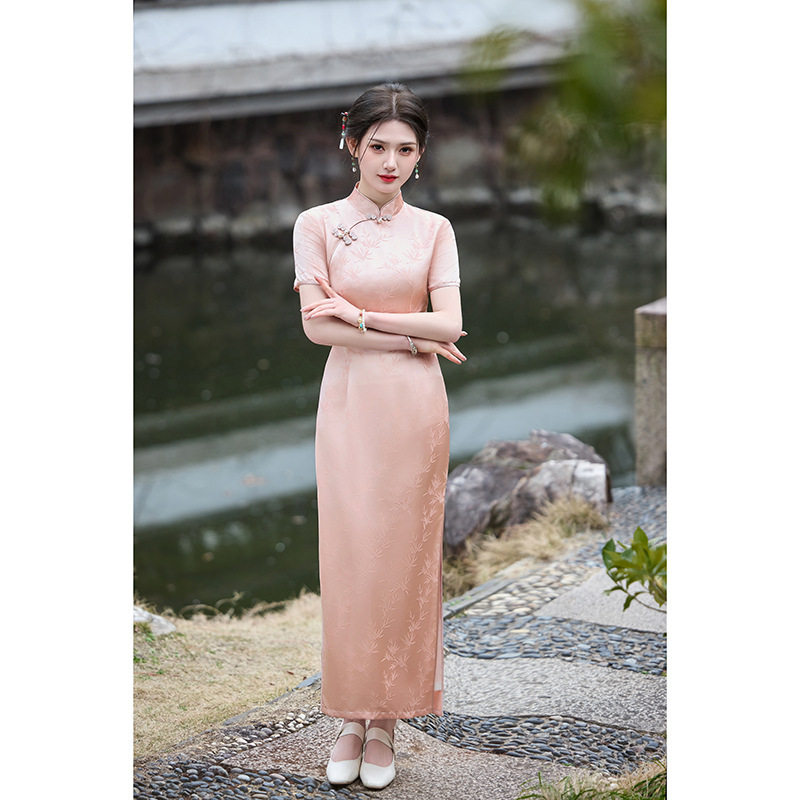 粉色旗袍2026新款改良年轻款少女新中式夏季绝美修身日常可穿