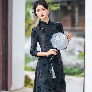 2026秋冬款中式旗袍冰丝植绒文艺复古旗袍女日常中长款优雅连衣裙